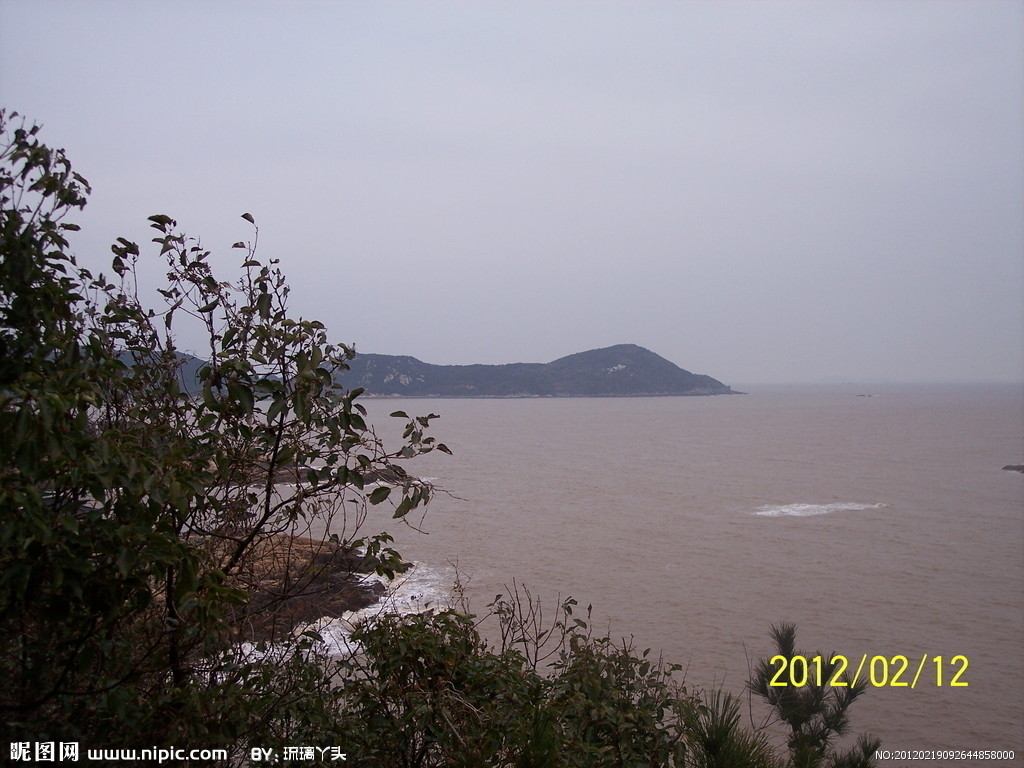 4209231_092644858000_2[1].jpg