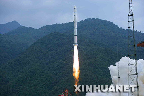 xinsrc_11210042418210312344254[1].jpg